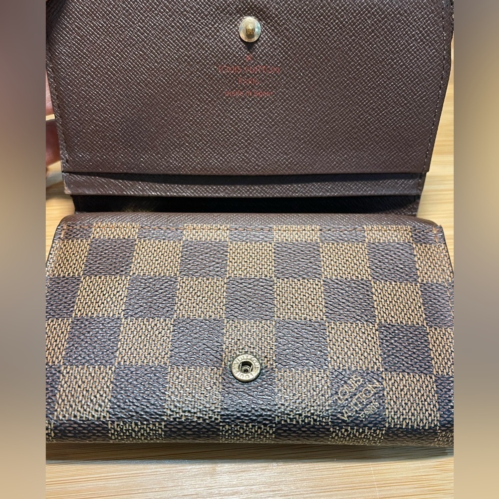 Louis Vuitton Damier Ebene Wallet - Picture 8 of 16
